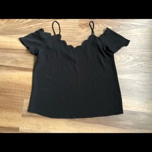 Black Tee